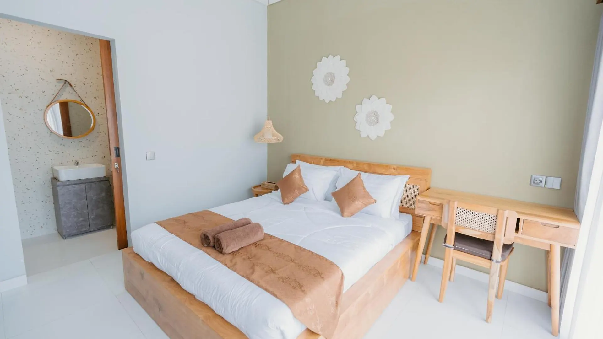 Pondok Puspa Sumekar Seminyak  Guest house Seminyak (Bali)